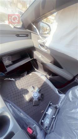 بي واي دي Qin Plus